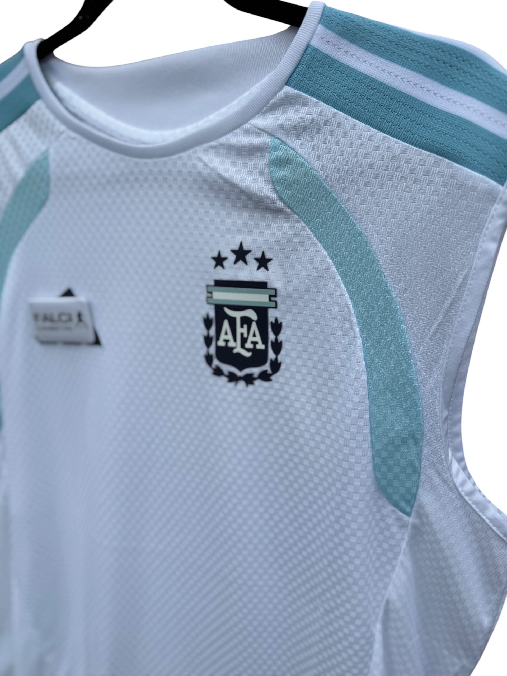 argentina musculosa entrenamiento blanca 25/26 argentina musculosa entrenamiento blanca 25/26