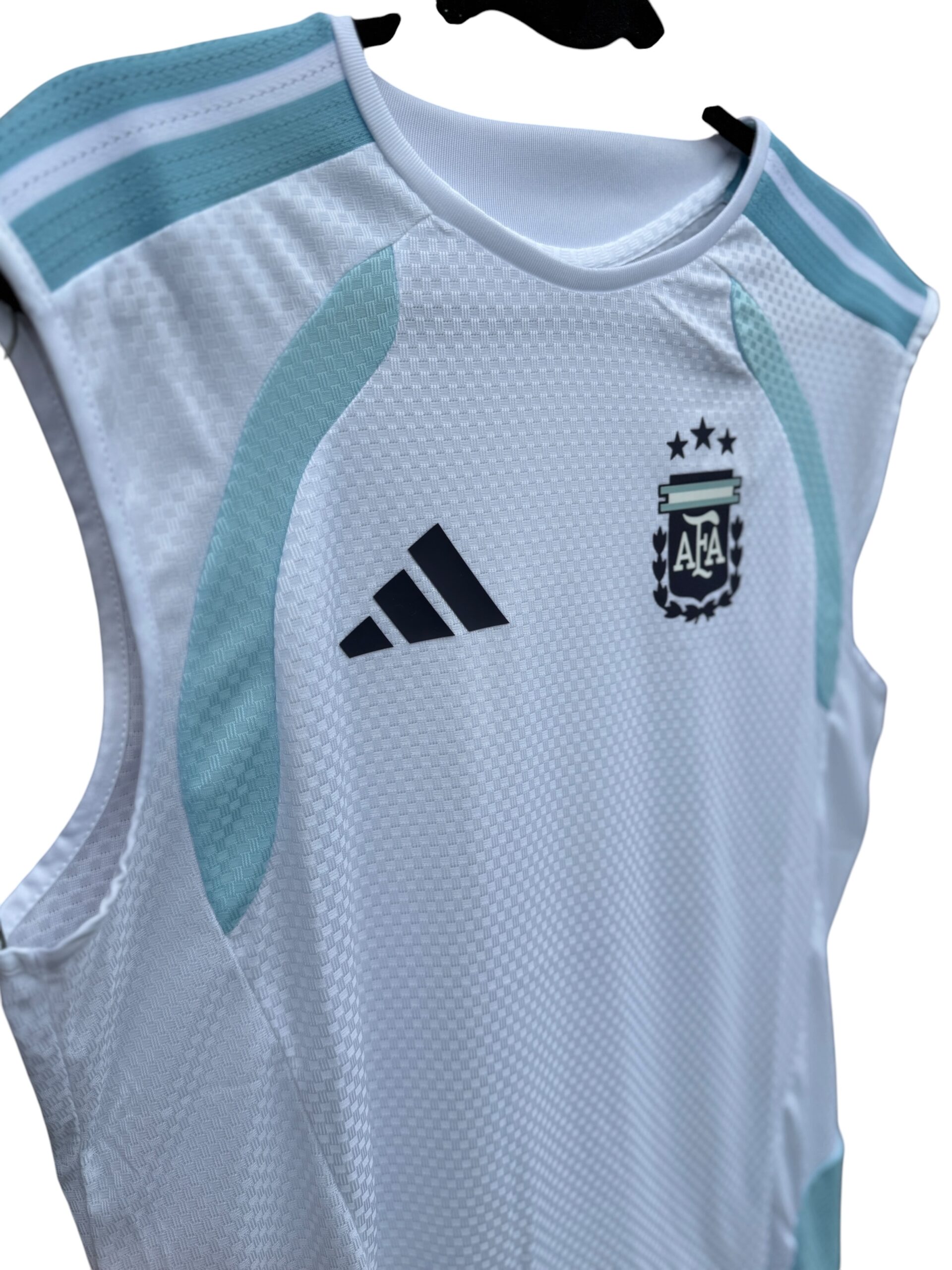 argentina musculosa entrenamiento blanca 25/26 argentina musculosa entrenamiento blanca 25/26